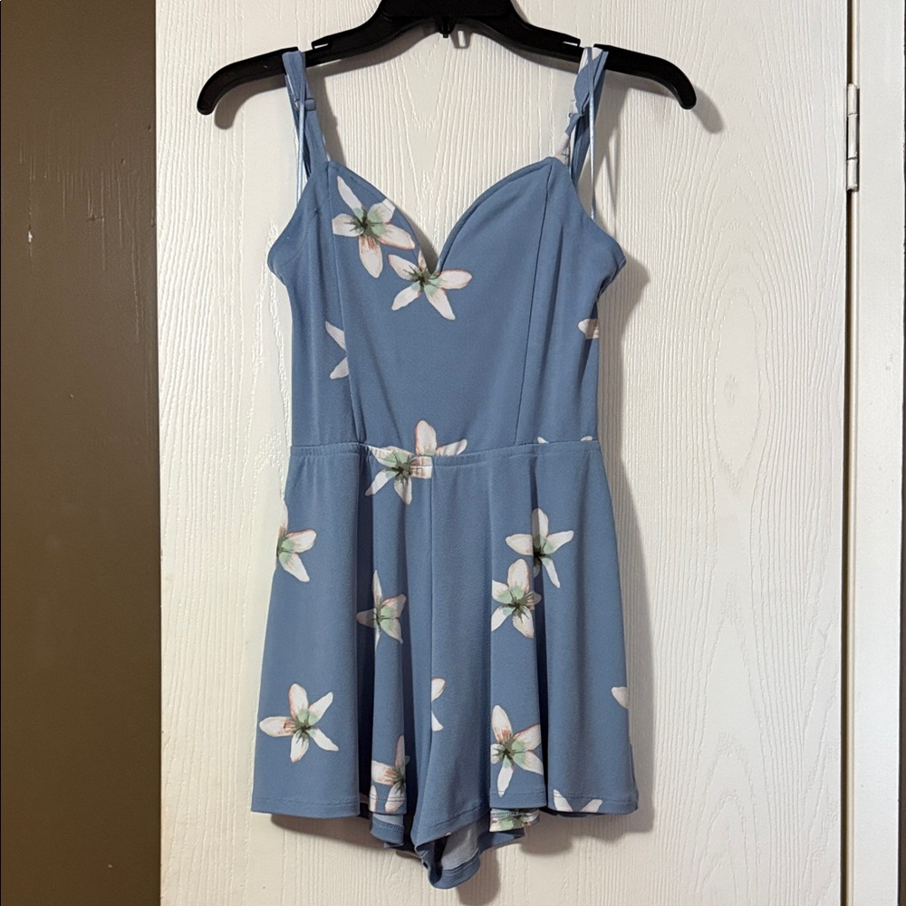 Aeropostale Light Blue Floral Romper